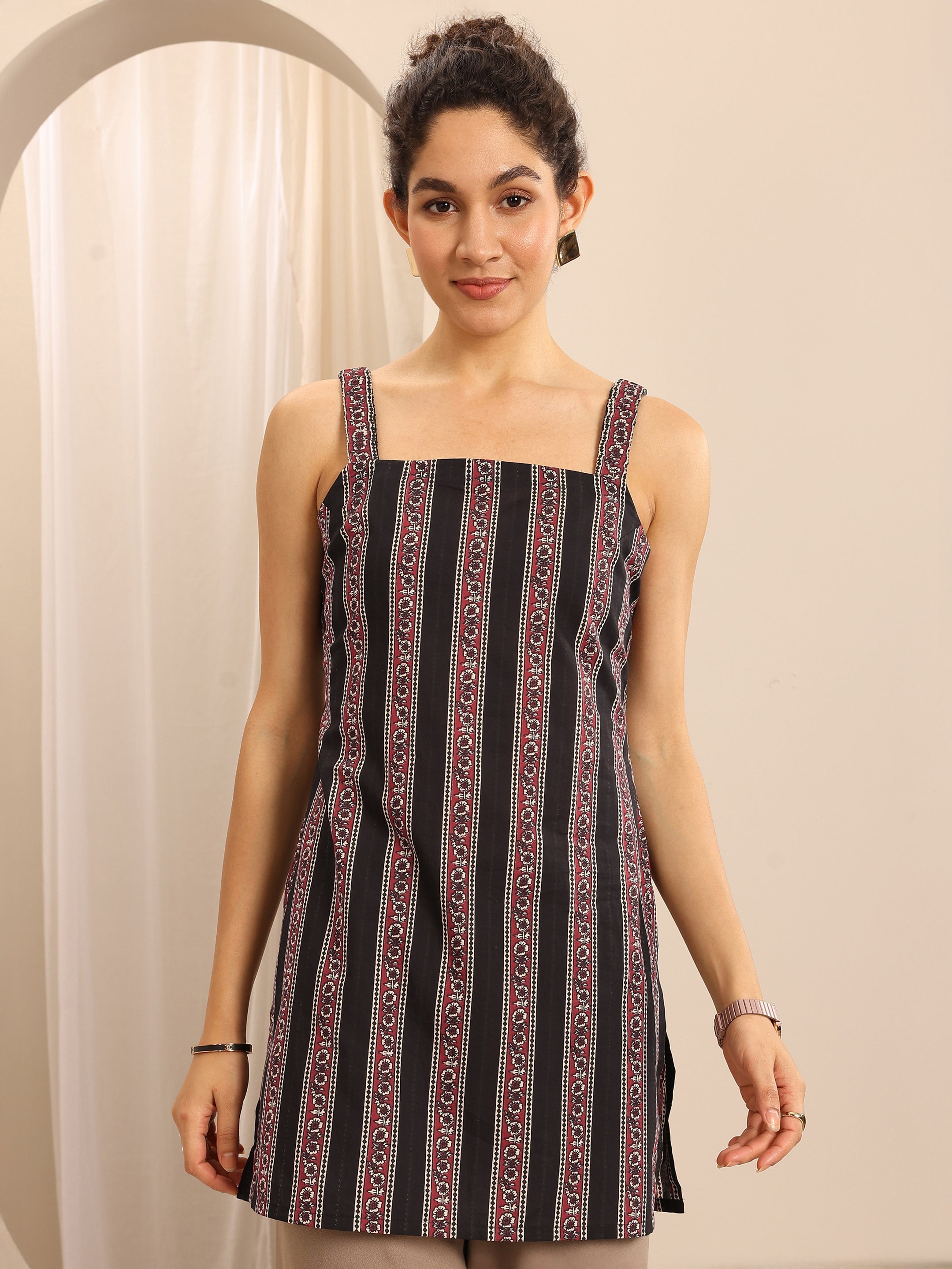 Black Printed Cotton Blend Straight Short Kurti