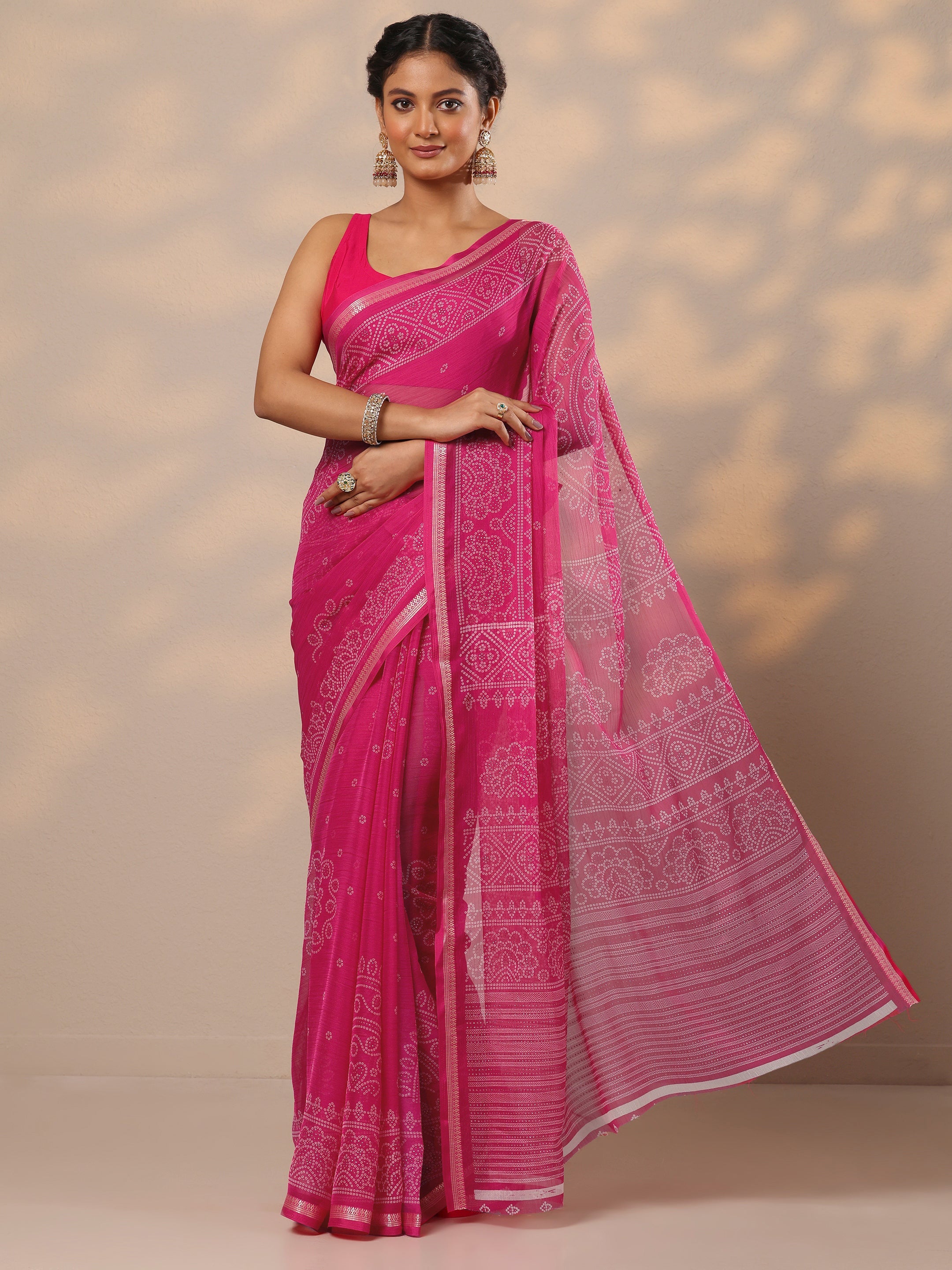 Pink Bandhani Printed Chiffon Saree With Unstitched Blouse Piece