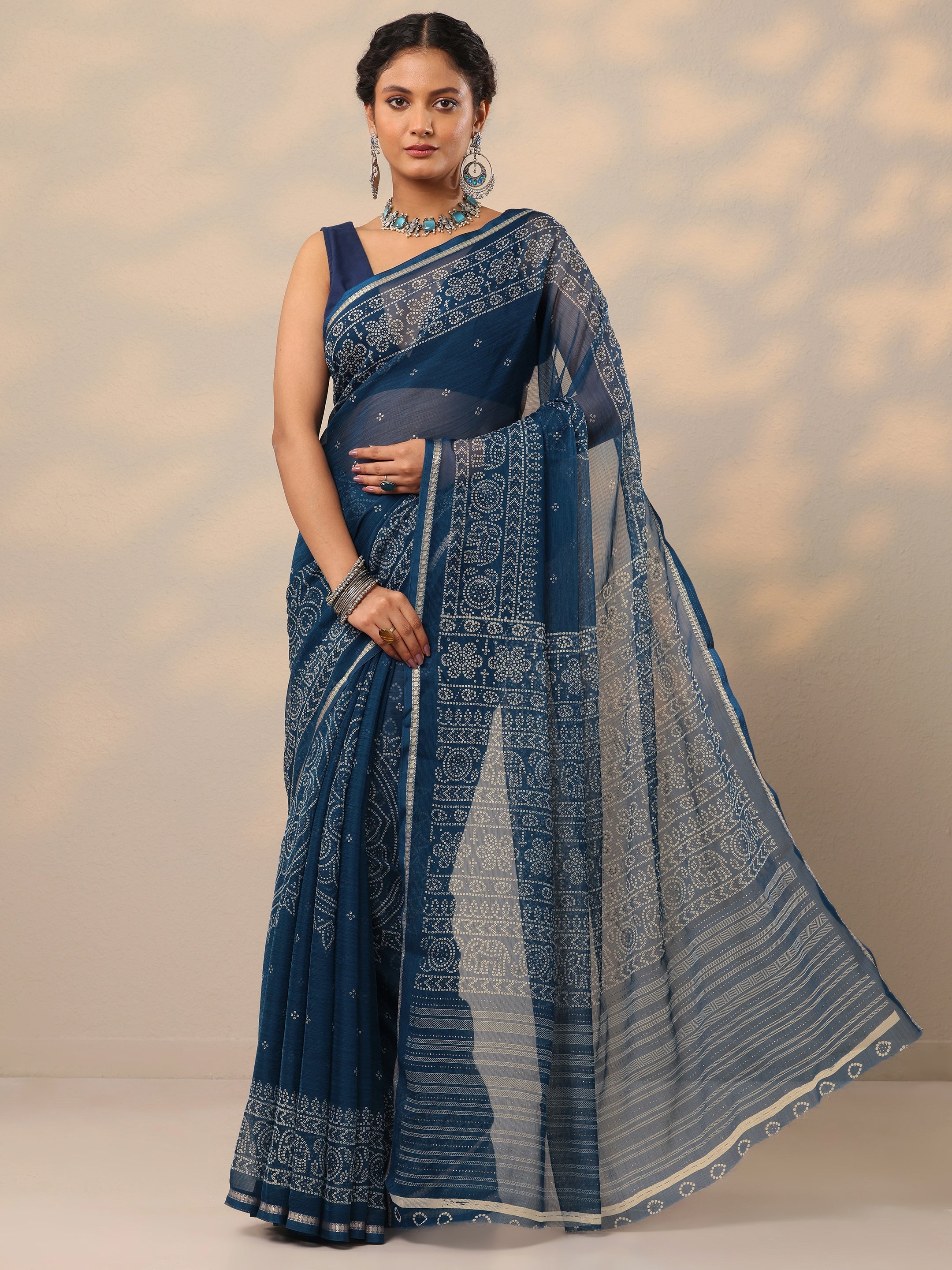 Navy Blue Bandhani Printed Chiffon Saree With Unstitched Blouse Piece