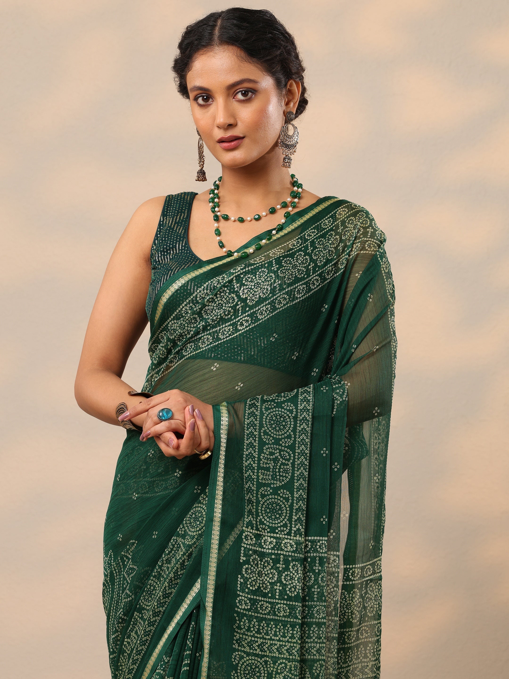 Green Bandhani Printed Chiffon Saree With Unstitched Blouse Piece